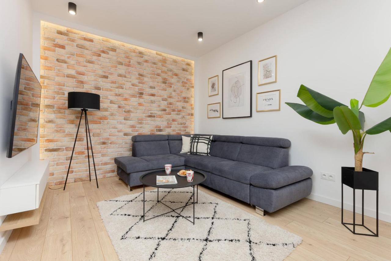 Loft Apartment With Parking In Warsaw By Noclegi Renters Εξωτερικό φωτογραφία