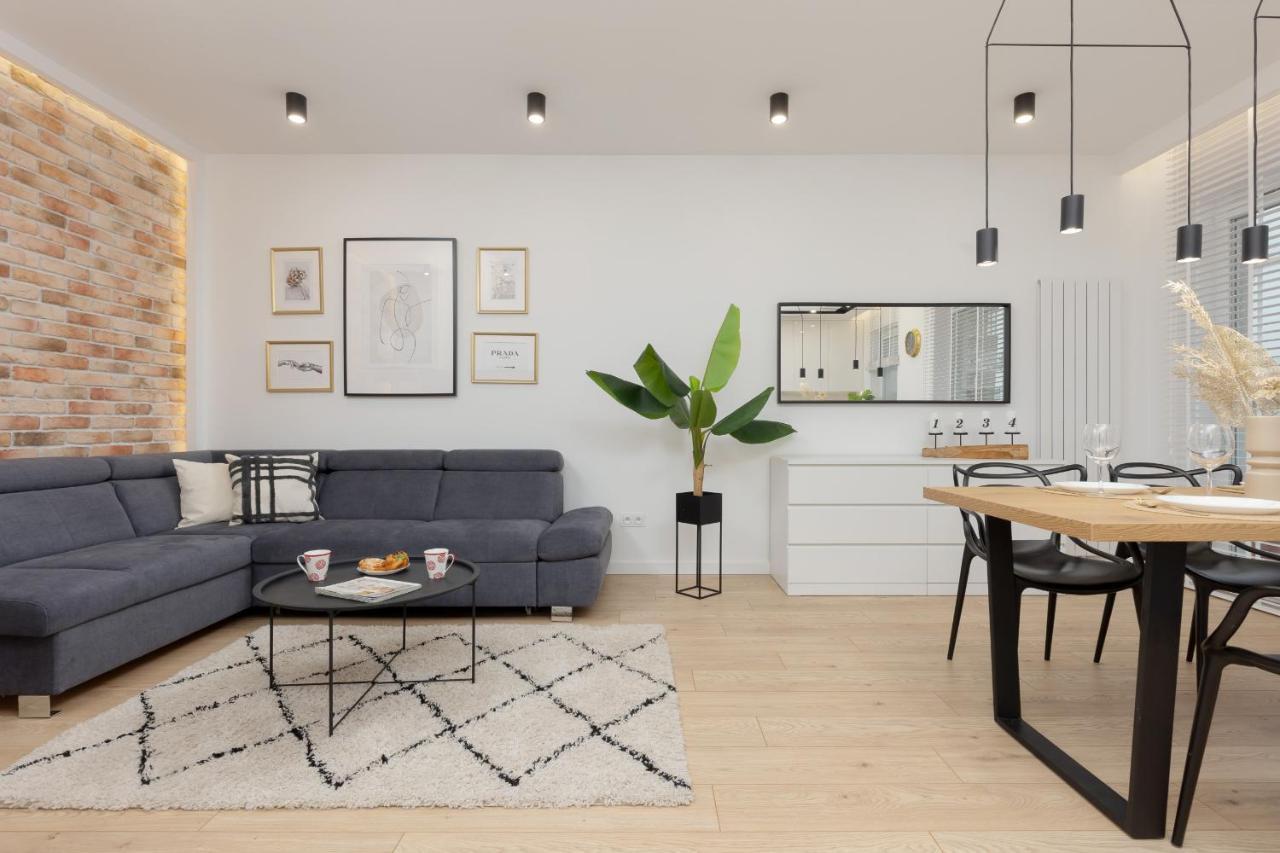 Loft Apartment With Parking In Warsaw By Noclegi Renters Εξωτερικό φωτογραφία